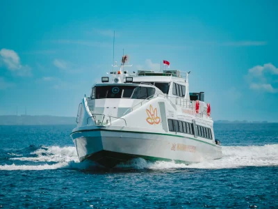 fast boat padang bai