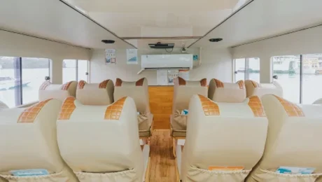 fasilitas fast boat